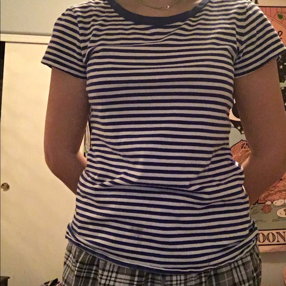 GAP blue and white striped shirt